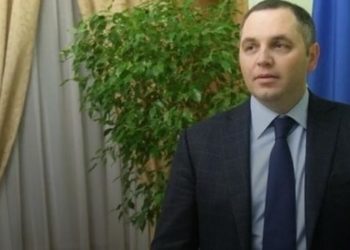 Главу ГБР Трубу и Портнова вызывают на допрос из-за Порошенко: детали