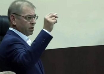 Пашинский использовал власть, теперь власть использует его