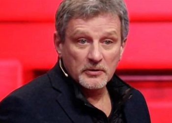 «КВАРТАЛ» VS КОЛОМОЙСКИЙ. ЗАЧЕМ «ДОКТОР» ЗЕЛЕНСКОГО СОБРАЛСЯ НА КИЕВСКИЕ ВЫБОРЫ