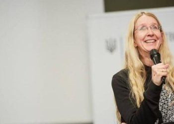 «Тихо, без истерик». Суд закрыл дело против Супрун по иску Мосийчука