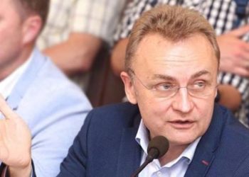 Дело Садового связано с операциями с земельными участками, — источник