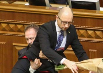 Справа про повалення Яценюка. Нові подробиці