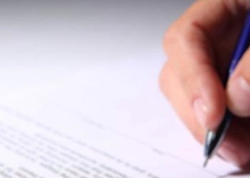 Политолог рассказал о будущем Кабмина Гончарука