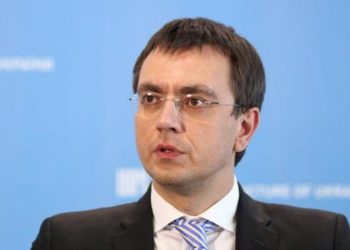 Суд отпустил Омеляна под личное обязательство