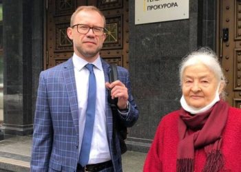 Прокуроры сорвали заседание суда по делу Олеся Бузины, не явившись на слушания