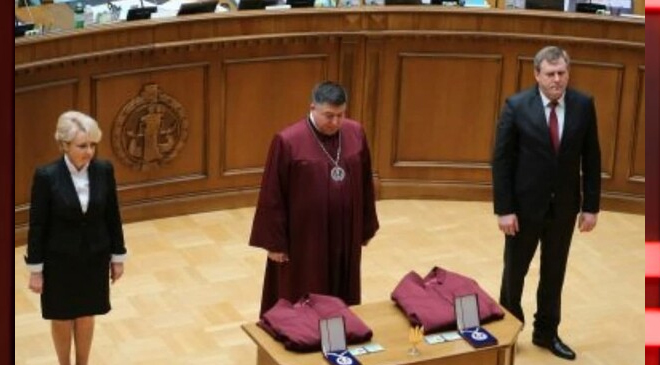 Увольнение президентом судей КСУ
