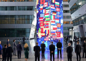 Украины в ЕС и НАТО