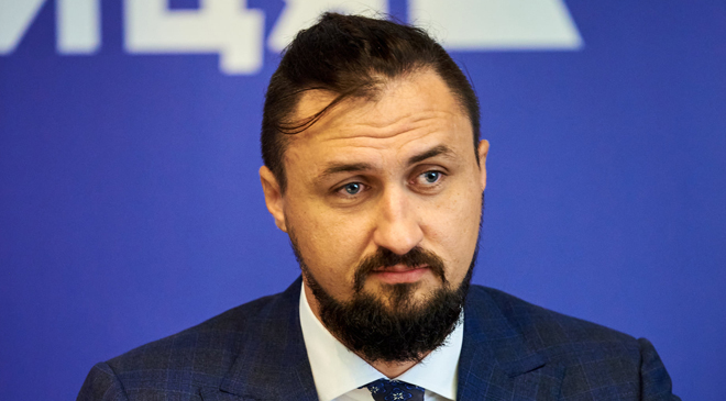 Александр Камышин