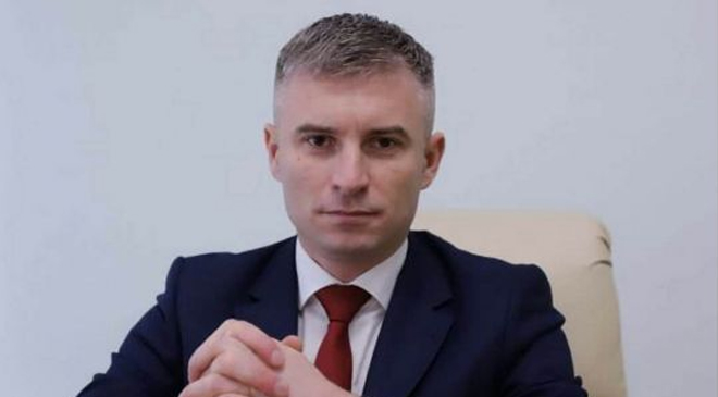 Новиков