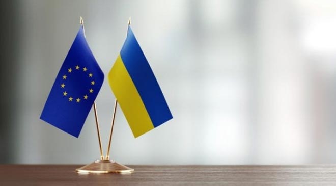 Политолог