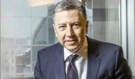 Курт Волкер