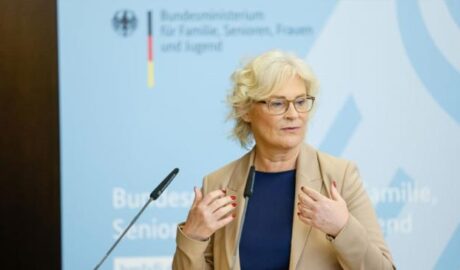 Германия вновь отказалась