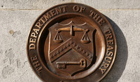 американской помощи