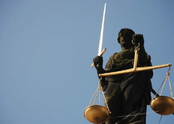 Долг Януковича