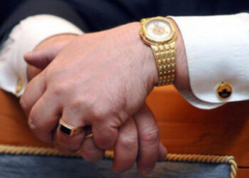 кто из чиновников тратит миллионы