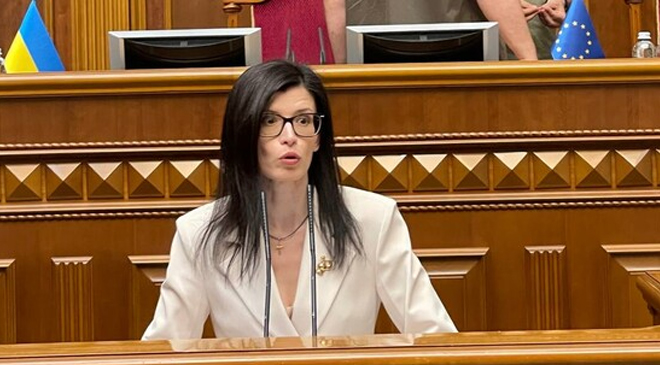 ПЕСЧАНСКАЯ УВОЛЕНА